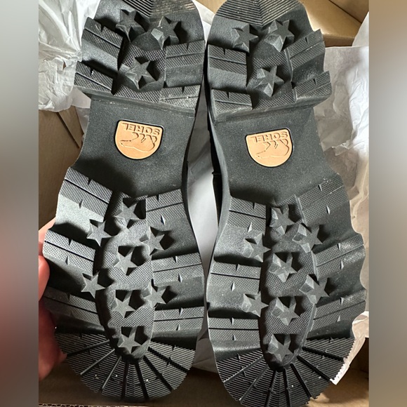 Sorel - Joan Now Chelsea Boot 9.5 - Picture 5 of 8